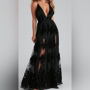 Black lace Windsor gown